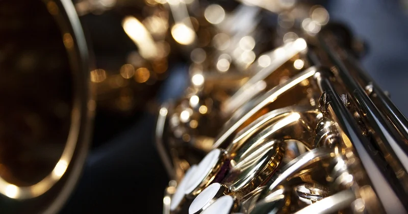D'où vient le saxophone : l'histoire en deux minutes